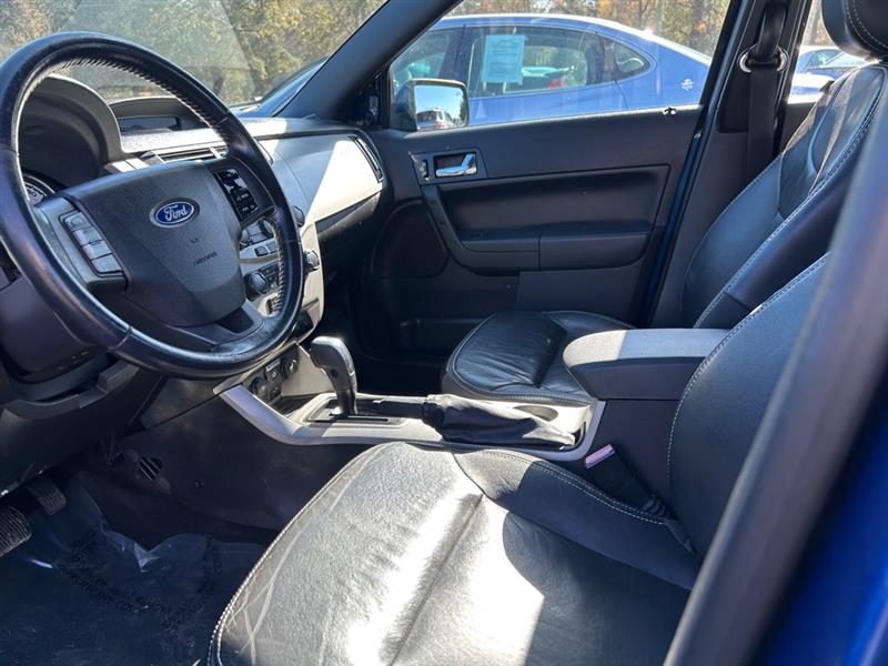 Ford Focus SE Sedan 2008