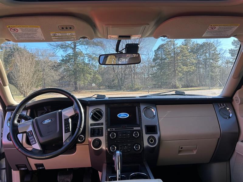 Ford Expedition EL Limited 4WD 2016