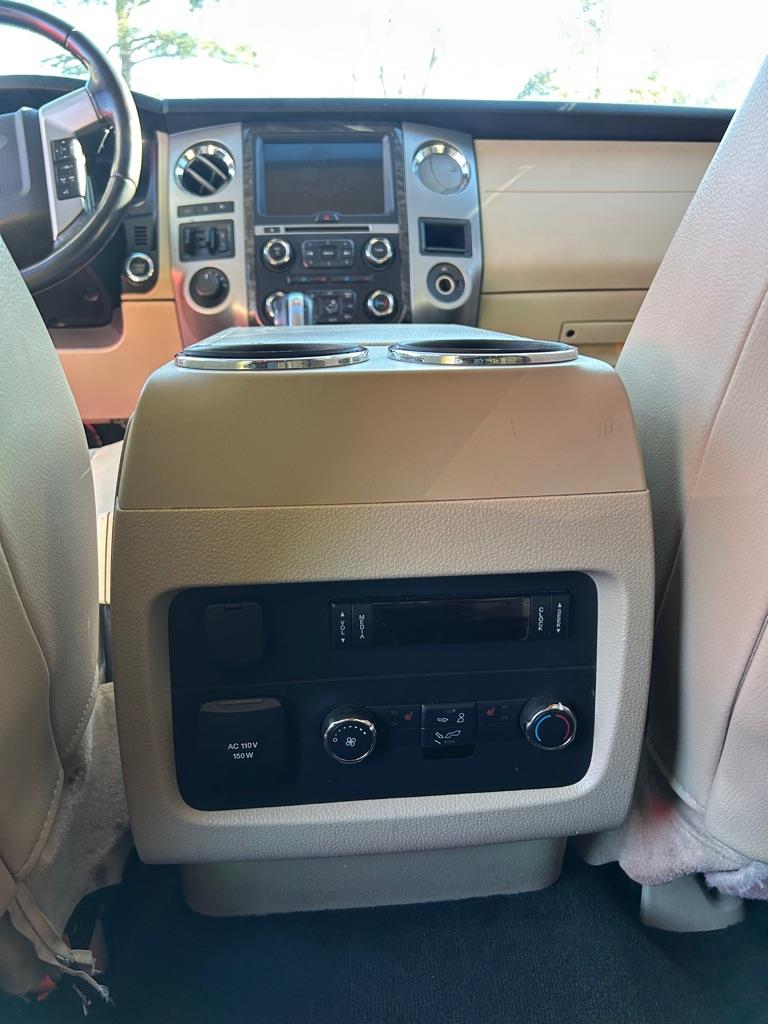 Ford Expedition EL Limited 4WD 2016