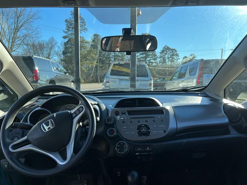 Honda Fit 5-Speed AT 2013