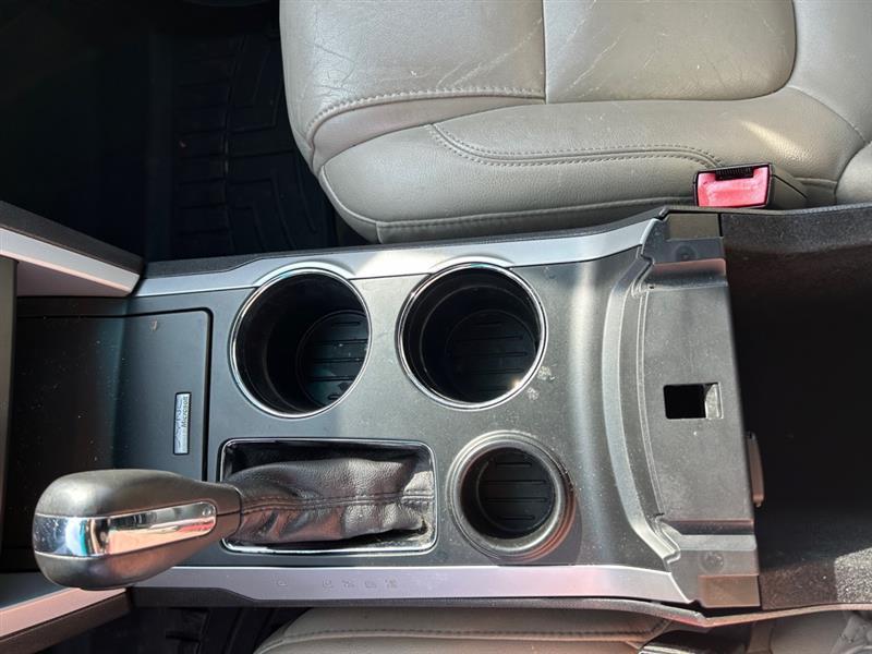 Ford Explorer XLT FWD 2013