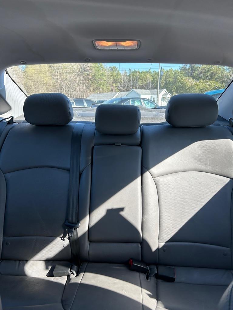 Hyundai Sonata SE Auto 2011