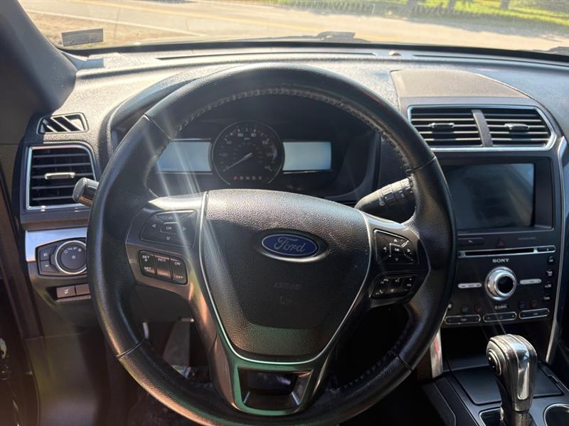 Ford Explorer Limited FWD 2018