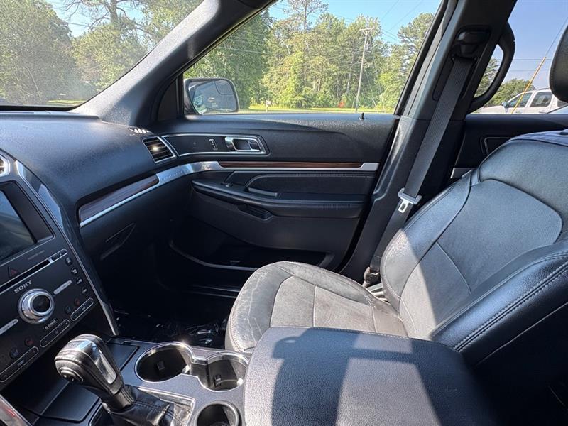 Ford Explorer Limited FWD 2018