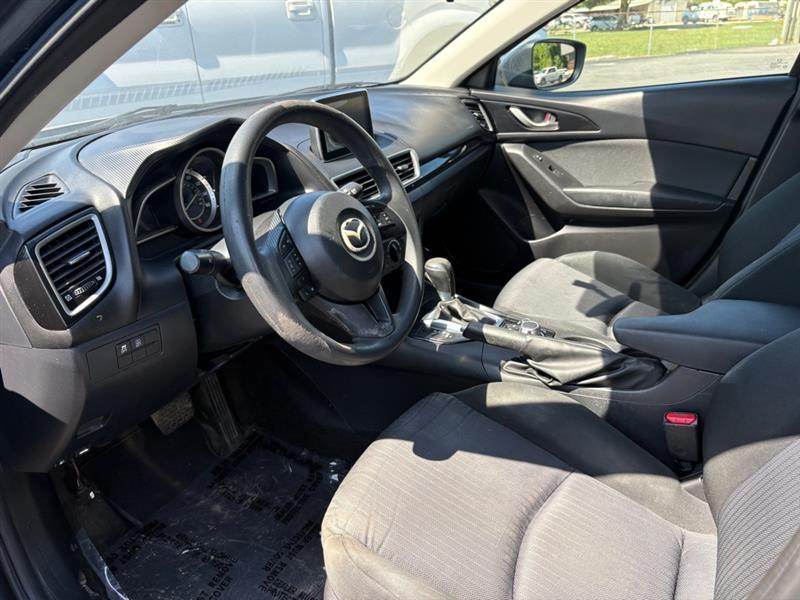 Mazda MAZDA3 i Sport MT 5-Door 2015
