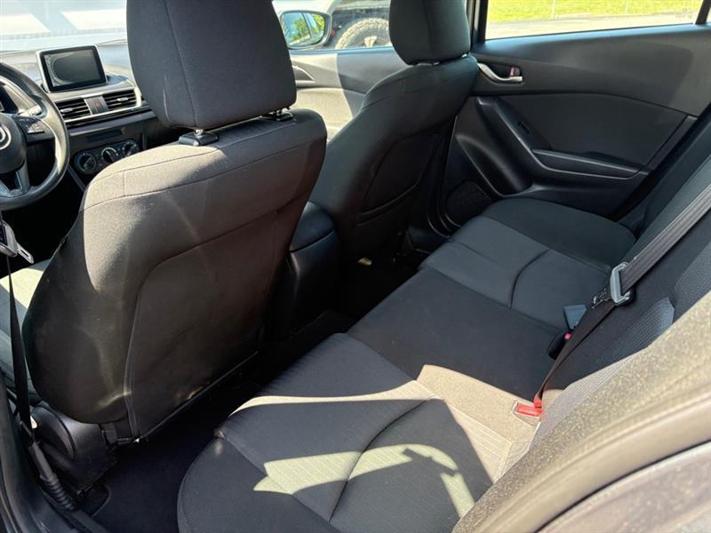 Mazda MAZDA3 i Sport MT 5-Door 2015