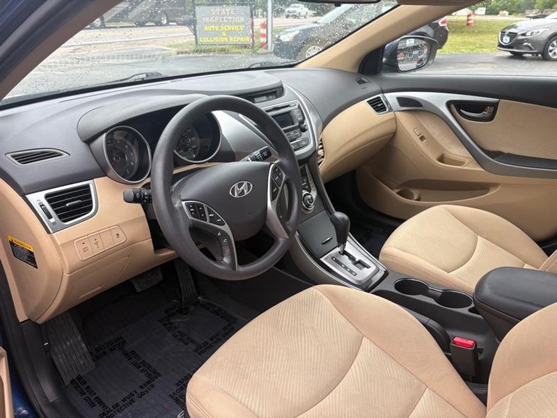 Hyundai Elantra GLS M/T 2013