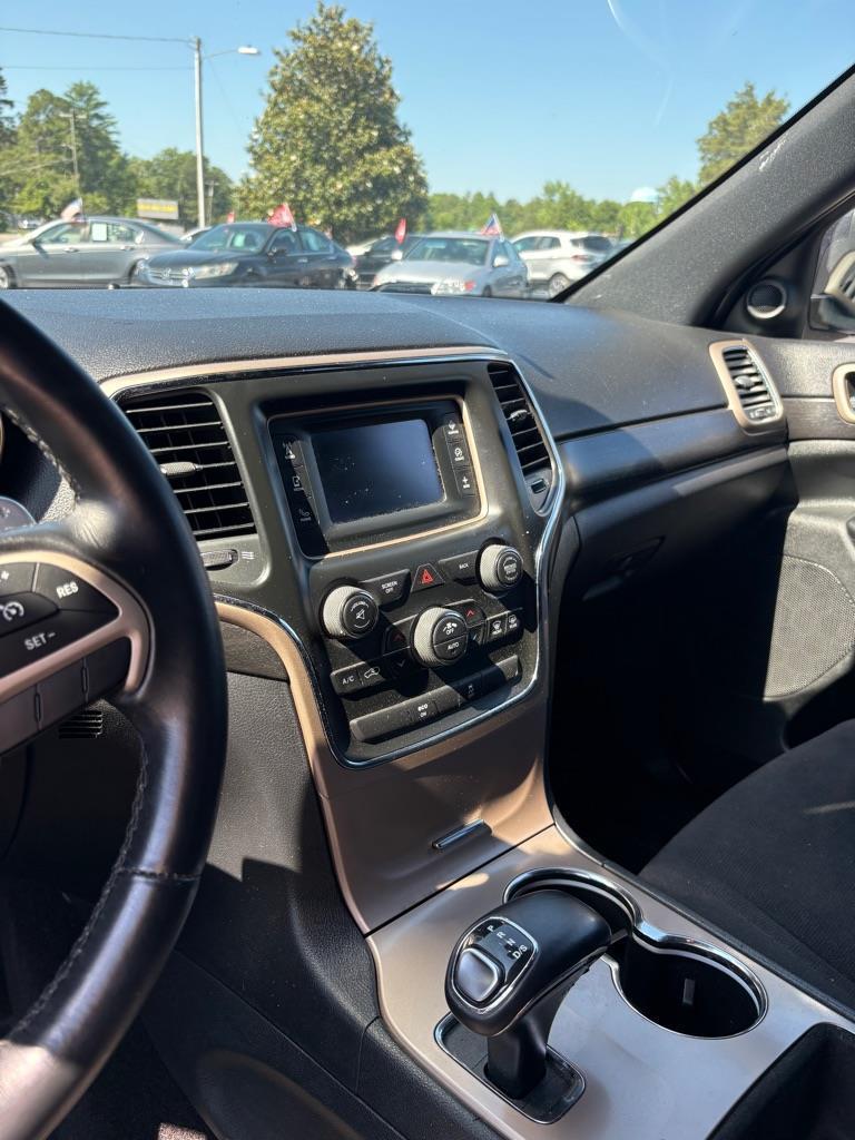 Jeep Grand Cherokee Laredo 2WD 2015
