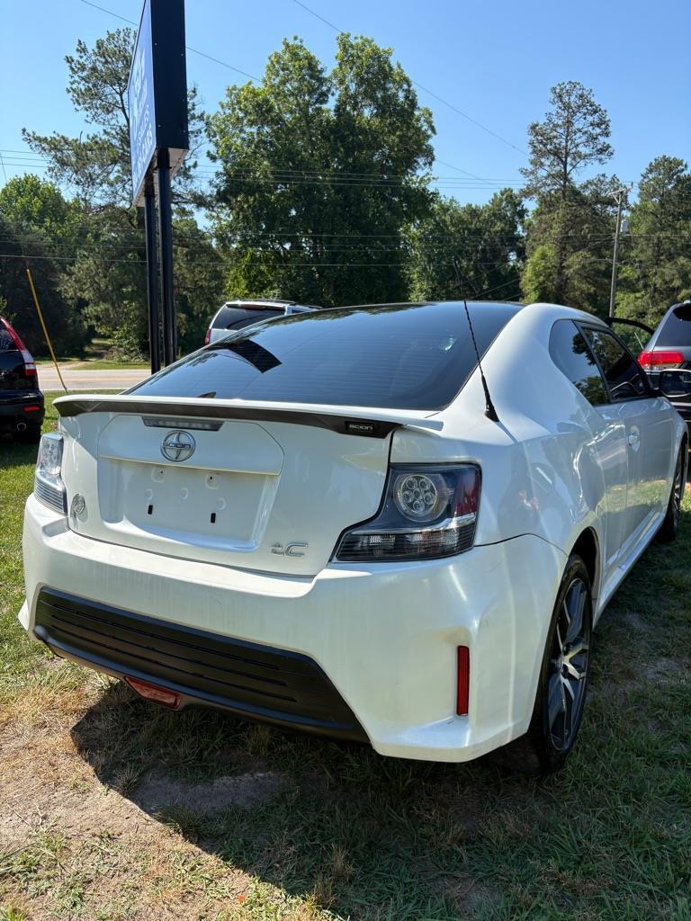 Scion tC Sports Coupe 6-Spd AT 2015