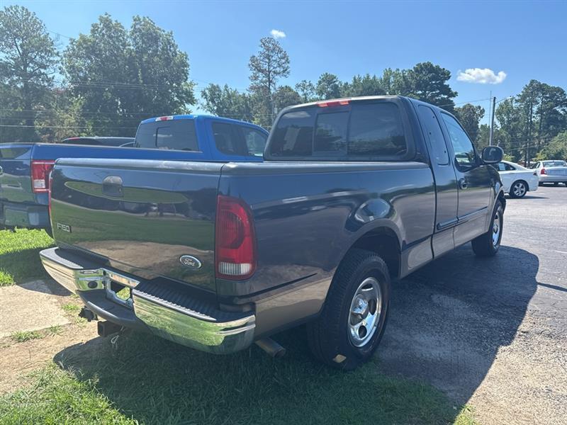Ford F-150 XL SuperCab Short Bed 2WD 2002