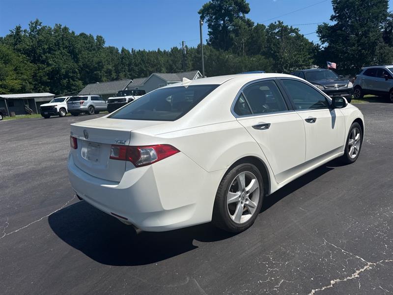 Acura TSX 5-Speed AT with Tech Package 2009