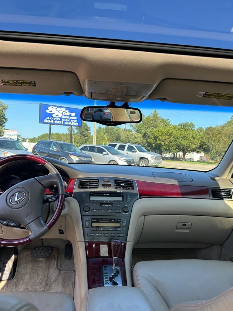 Lexus ES 330 Sedan 2004