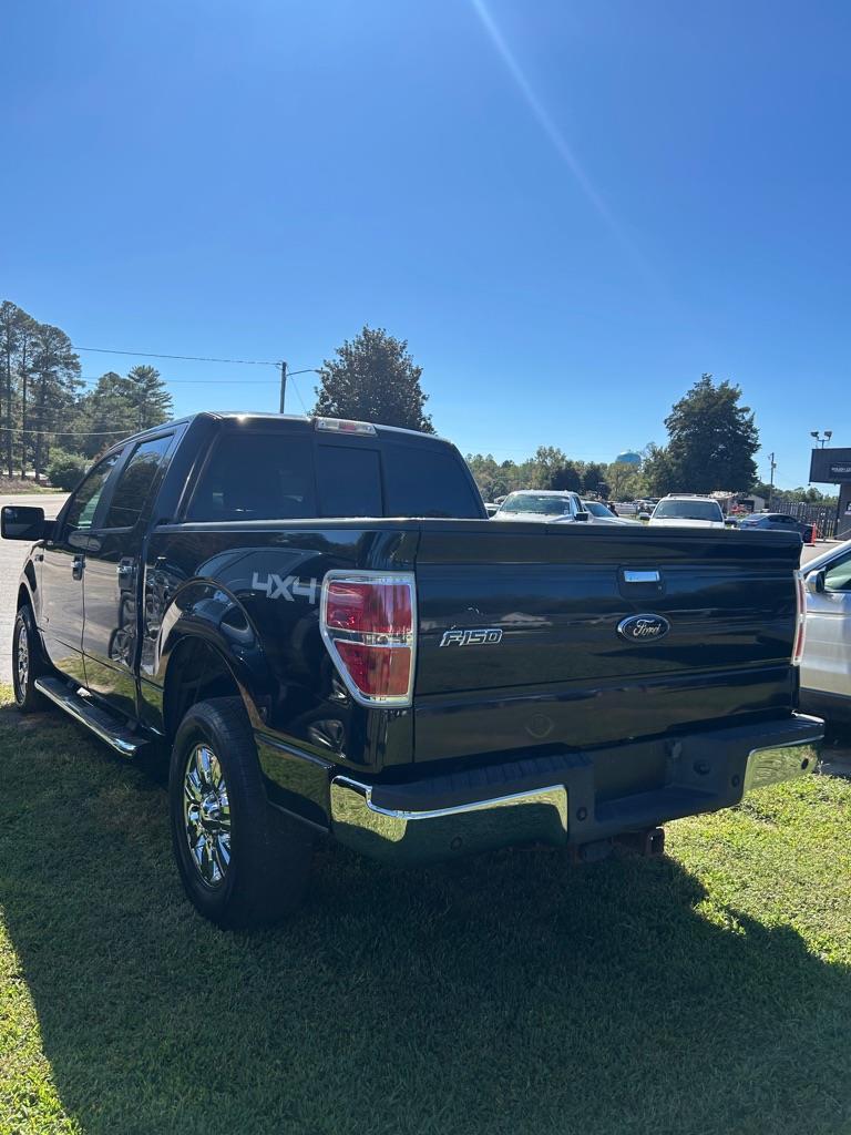 Ford F-150 XL SuperCrew 5.5-ft. Bed 4WD 2012