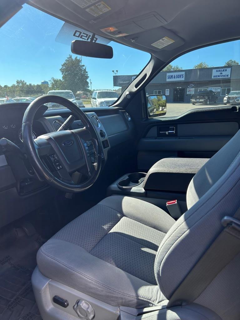Ford F-150 XL SuperCrew 5.5-ft. Bed 4WD 2012