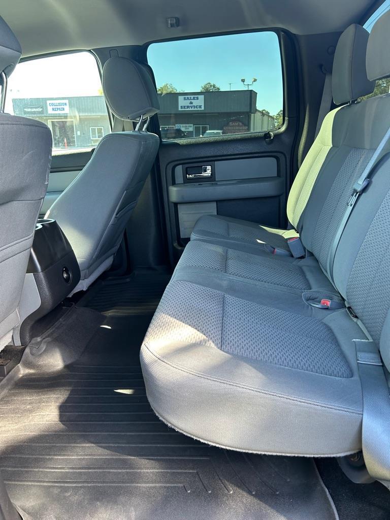 Ford F-150 XL SuperCrew 5.5-ft. Bed 4WD 2012