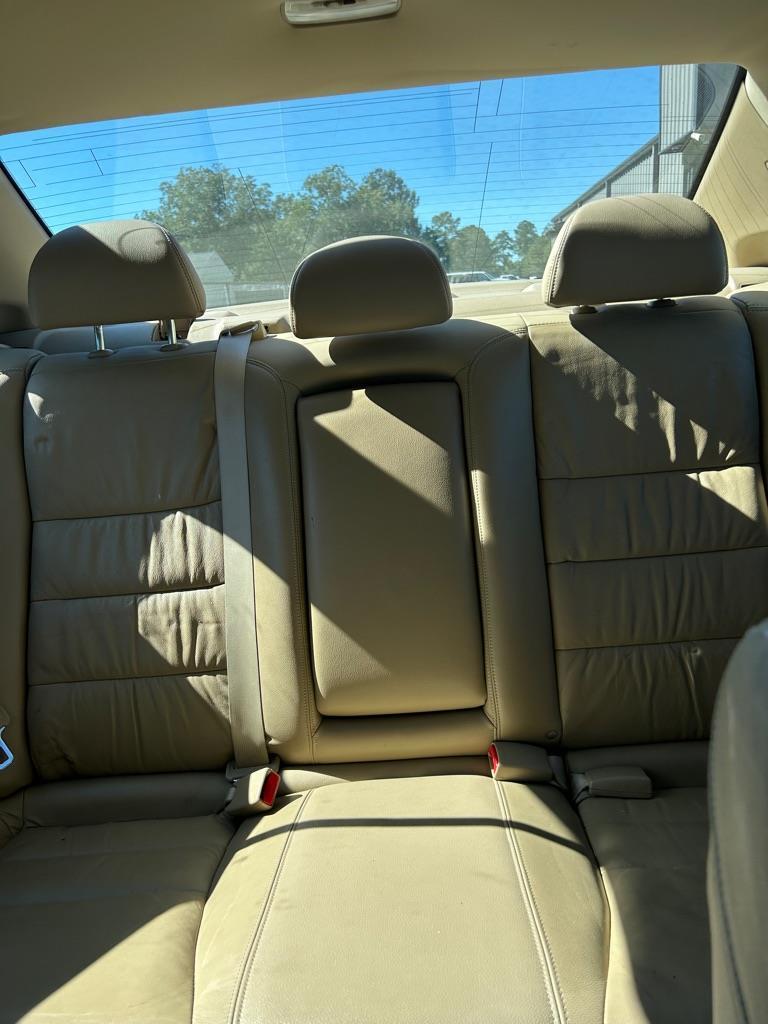 Honda Accord EX-L Sedan AT 2010