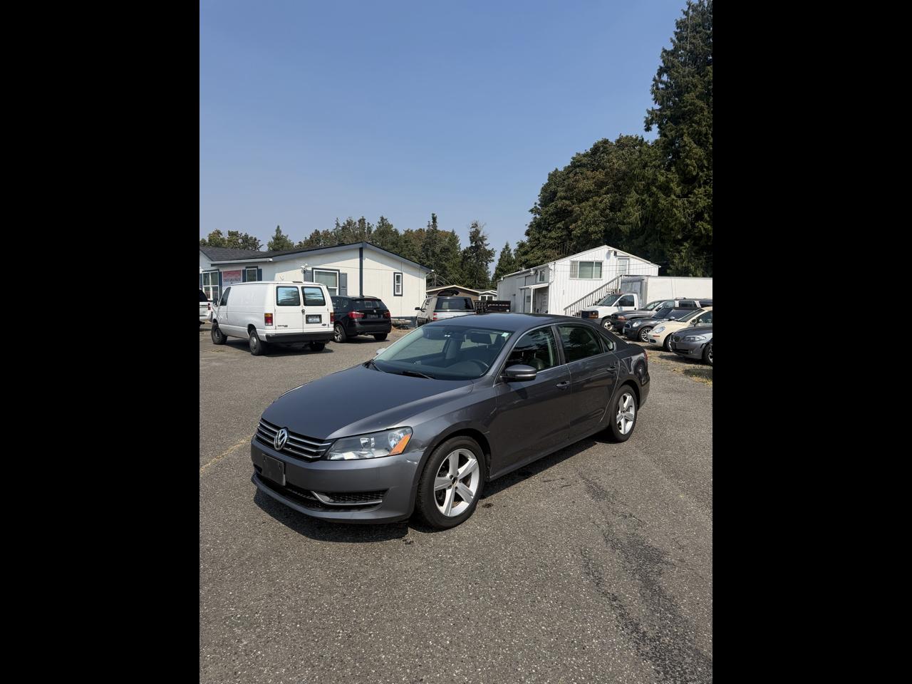 Volkswagen Passat 2.5L SE AT 2013