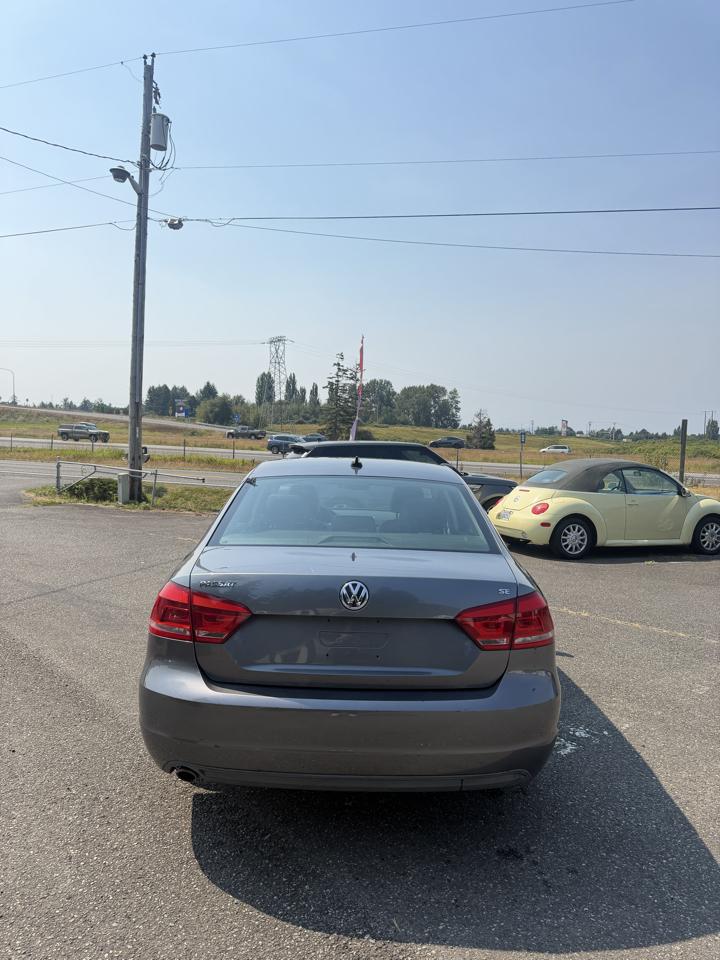 Volkswagen Passat 2.5L SE AT 2013