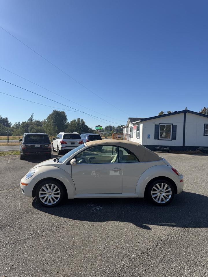 Volkswagen New Beetle S Convertible 2008