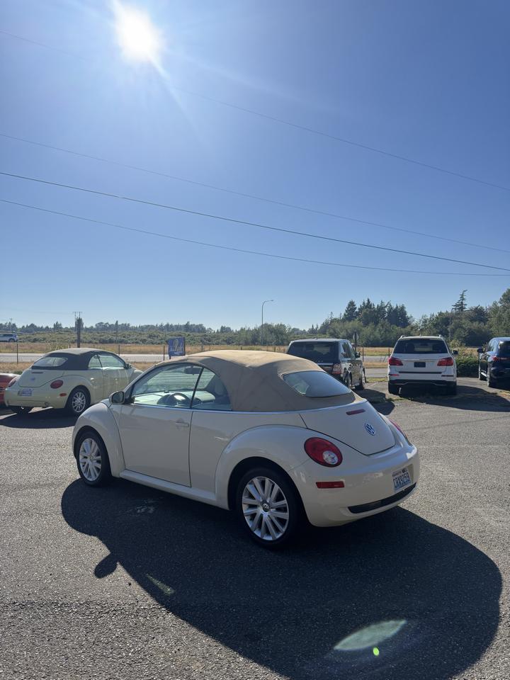 Volkswagen New Beetle S Convertible 2008