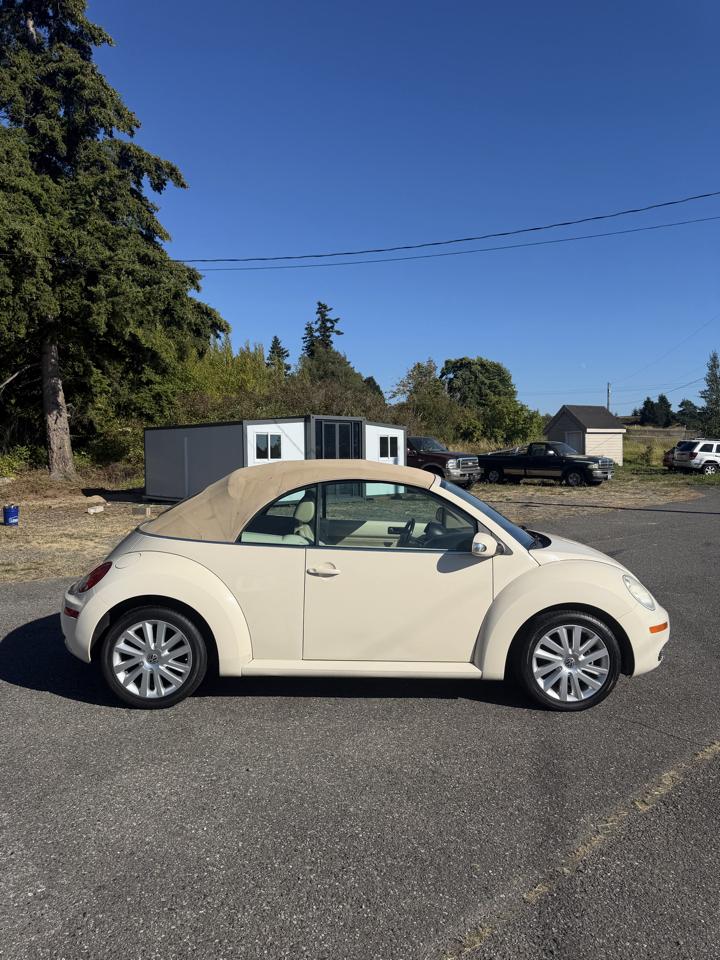 Volkswagen New Beetle S Convertible 2008