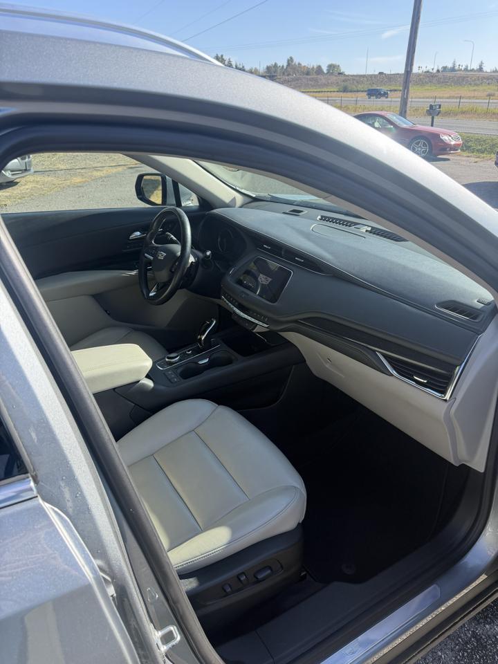 Cadillac XT4 Premium Luxury 2023