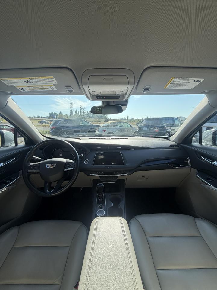 Cadillac XT4 Premium Luxury 2023