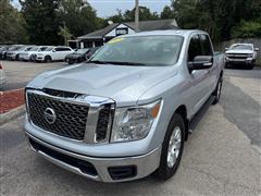 2018 Nissan Titan 