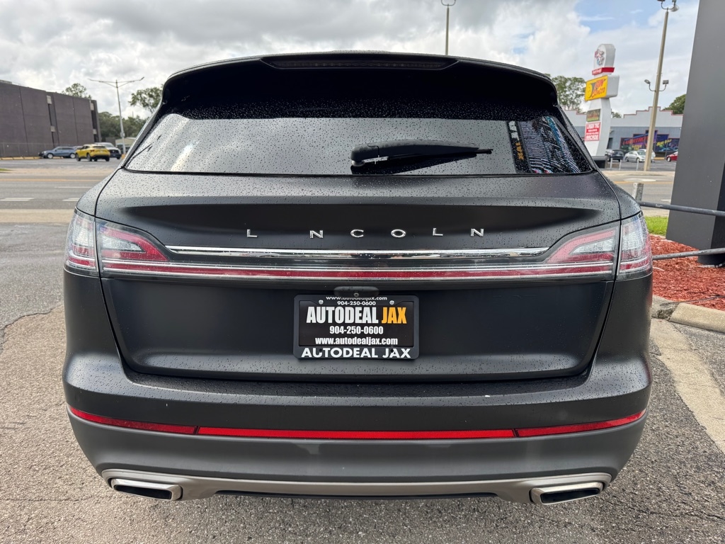 2020 Lincoln Nautilus photo 2