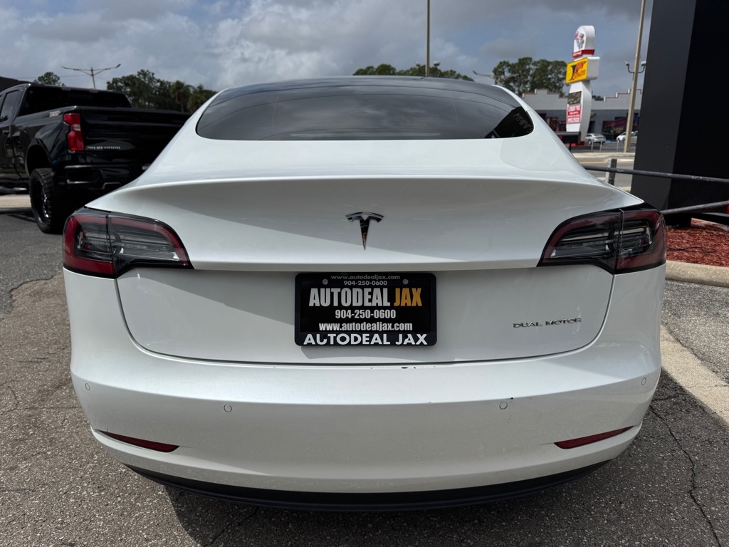 2021 Tesla Model 3 Long Range photo 5