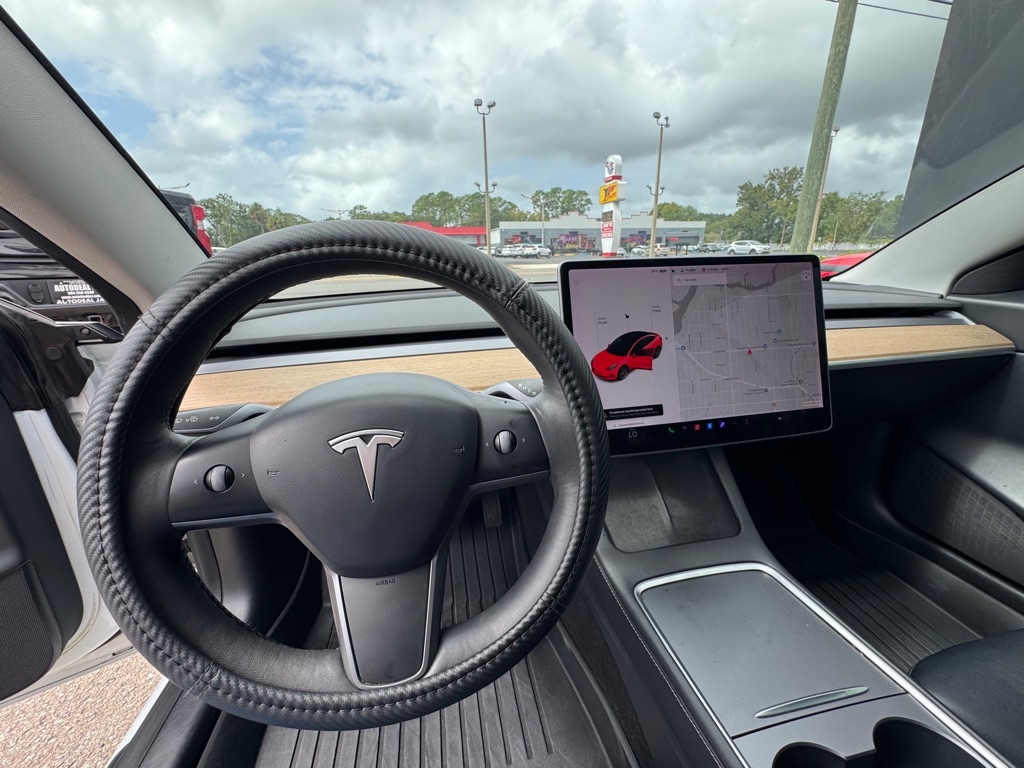 2021 Tesla Model 3 Long Range photo 10