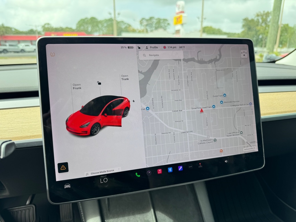 2021 Tesla Model 3 Long Range photo 11