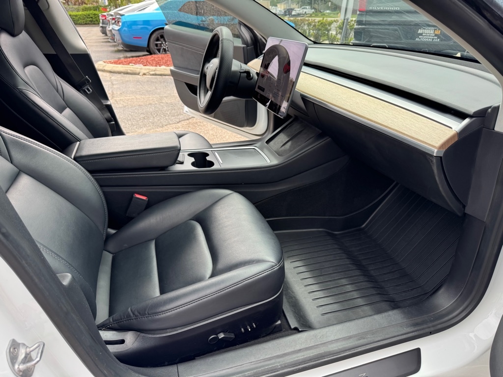 2021 Tesla Model 3 Long Range photo 15
