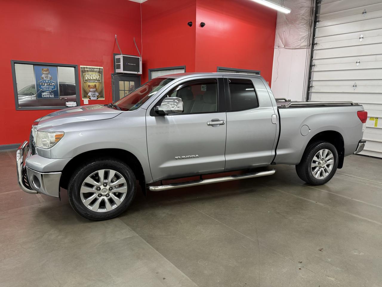 Toyota Tundra SR5 Double Cab 4.6L 2WD 2010