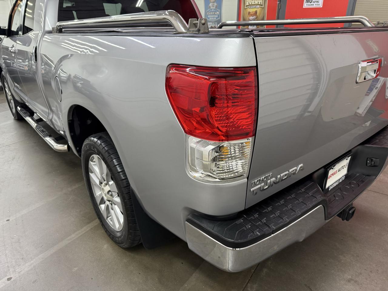 Toyota Tundra SR5 Double Cab 4.6L 2WD 2010