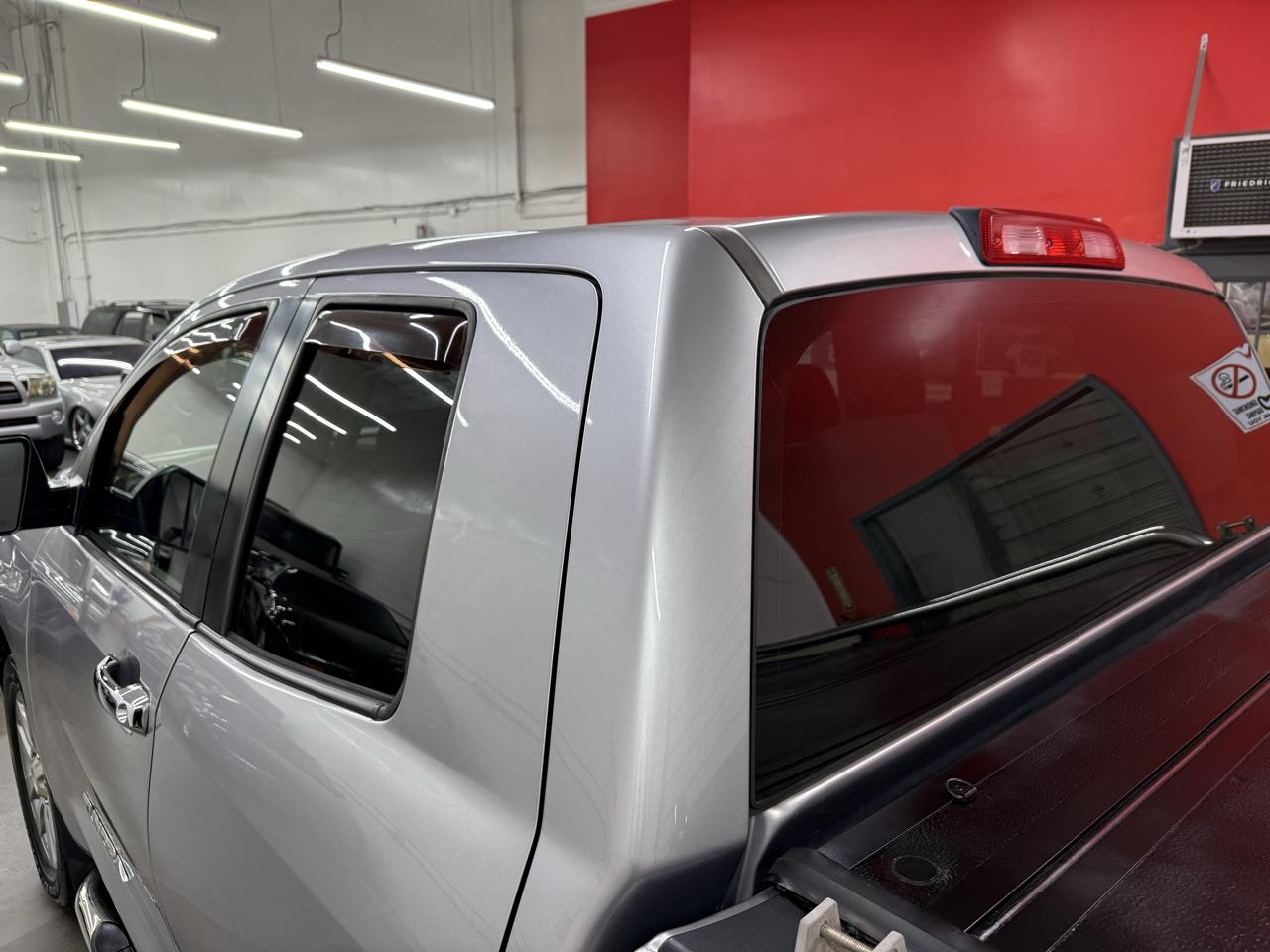 Toyota Tundra SR5 Double Cab 4.6L 2WD 2010