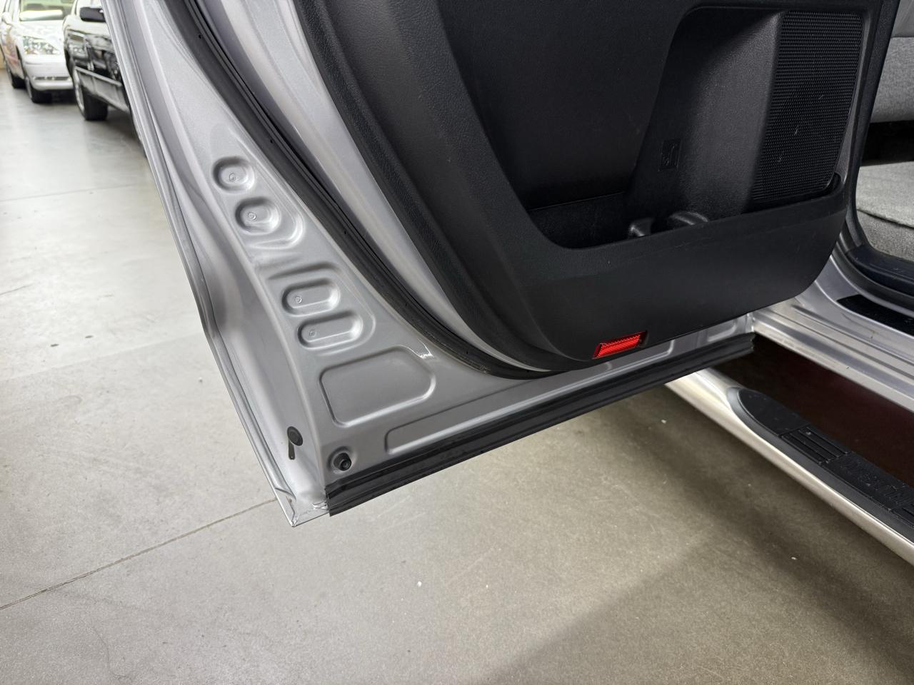 Toyota Tundra SR5 Double Cab 4.6L 2WD 2010