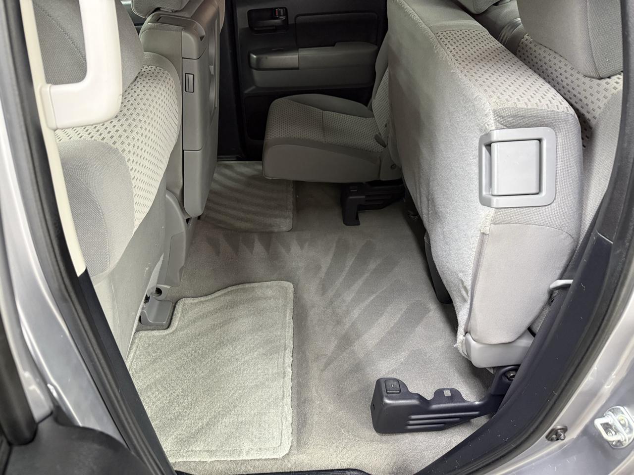 Toyota Tundra SR5 Double Cab 4.6L 2WD 2010