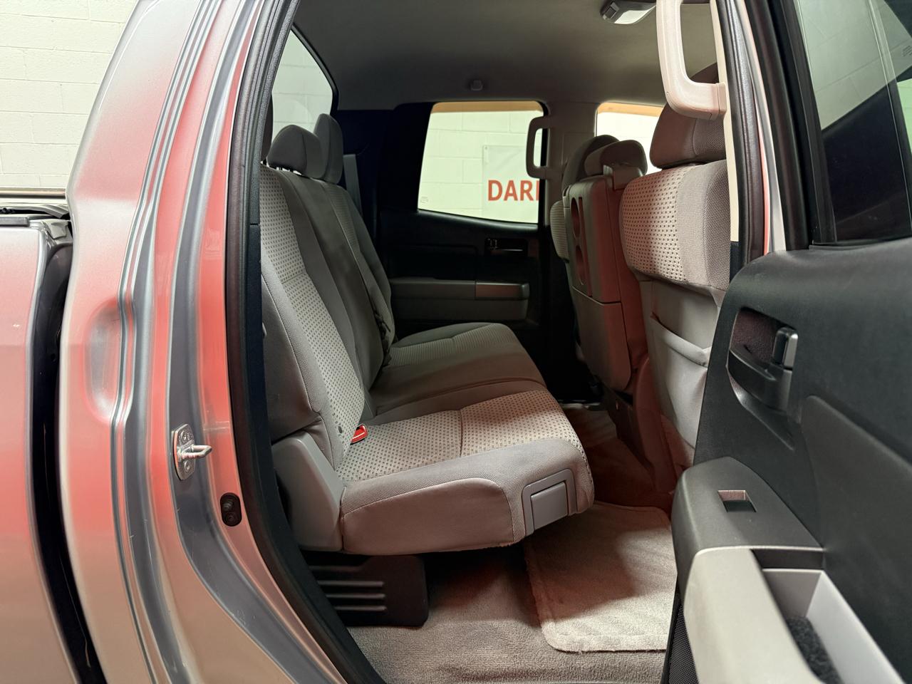 Toyota Tundra SR5 Double Cab 4.6L 2WD 2010