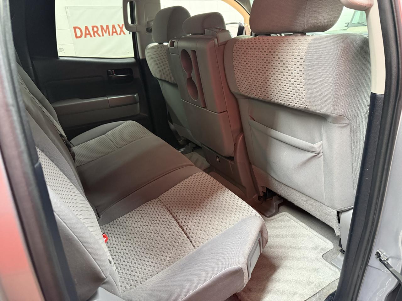 Toyota Tundra SR5 Double Cab 4.6L 2WD 2010
