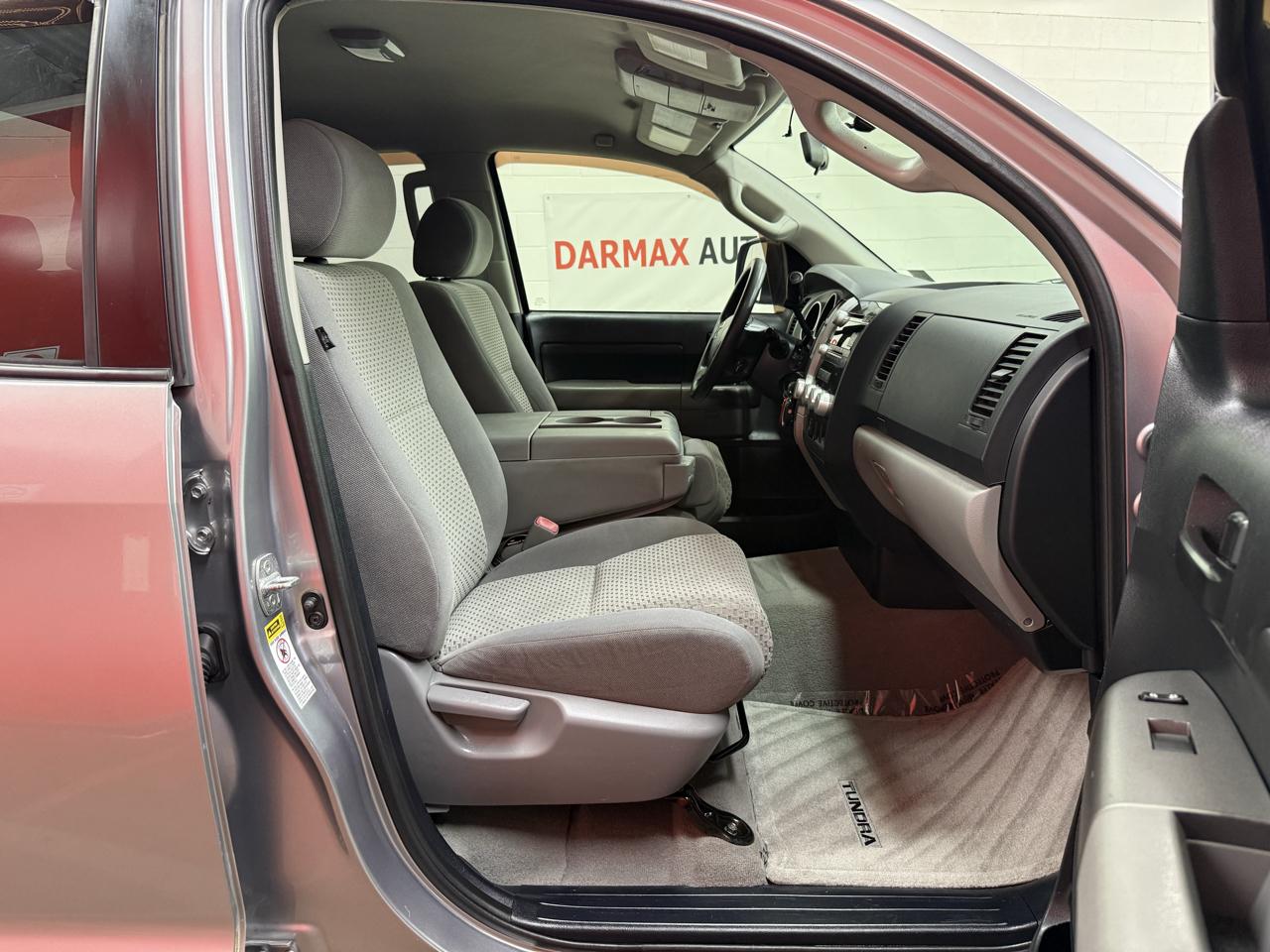 Toyota Tundra SR5 Double Cab 4.6L 2WD 2010
