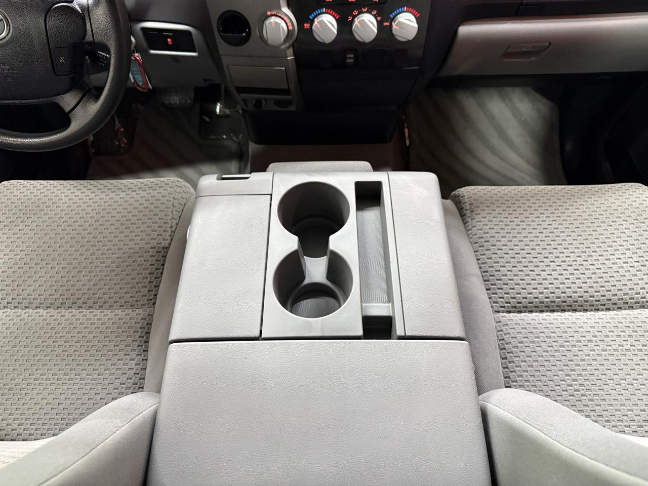Toyota Tundra SR5 Double Cab 4.6L 2WD 2010