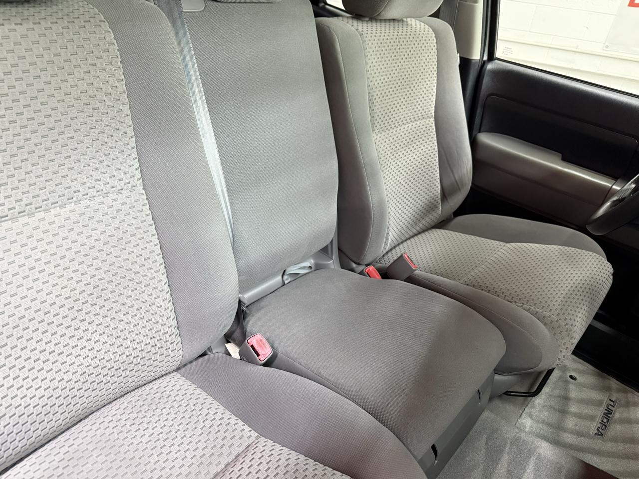 Toyota Tundra SR5 Double Cab 4.6L 2WD 2010