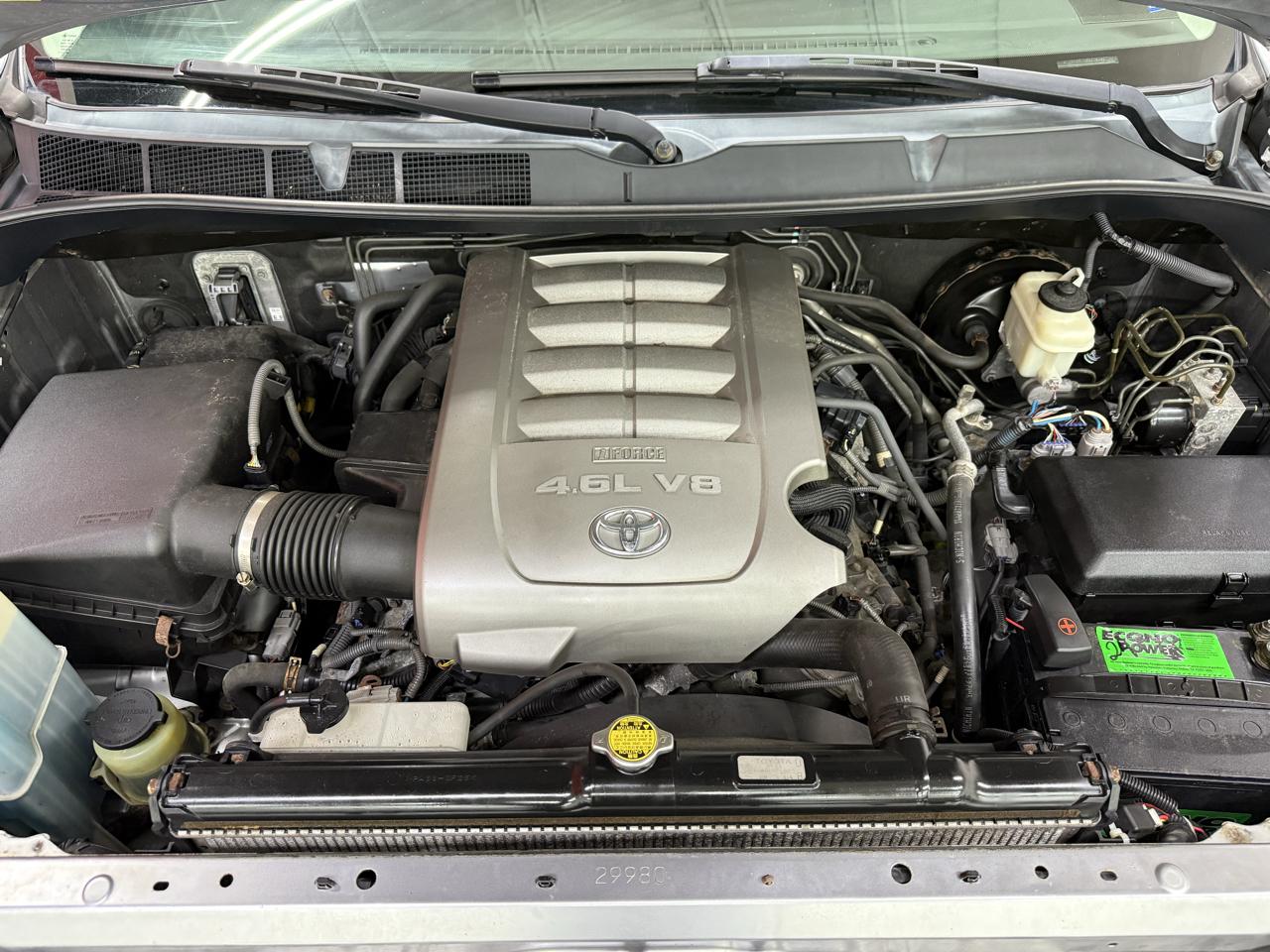 Toyota Tundra SR5 Double Cab 4.6L 2WD 2010