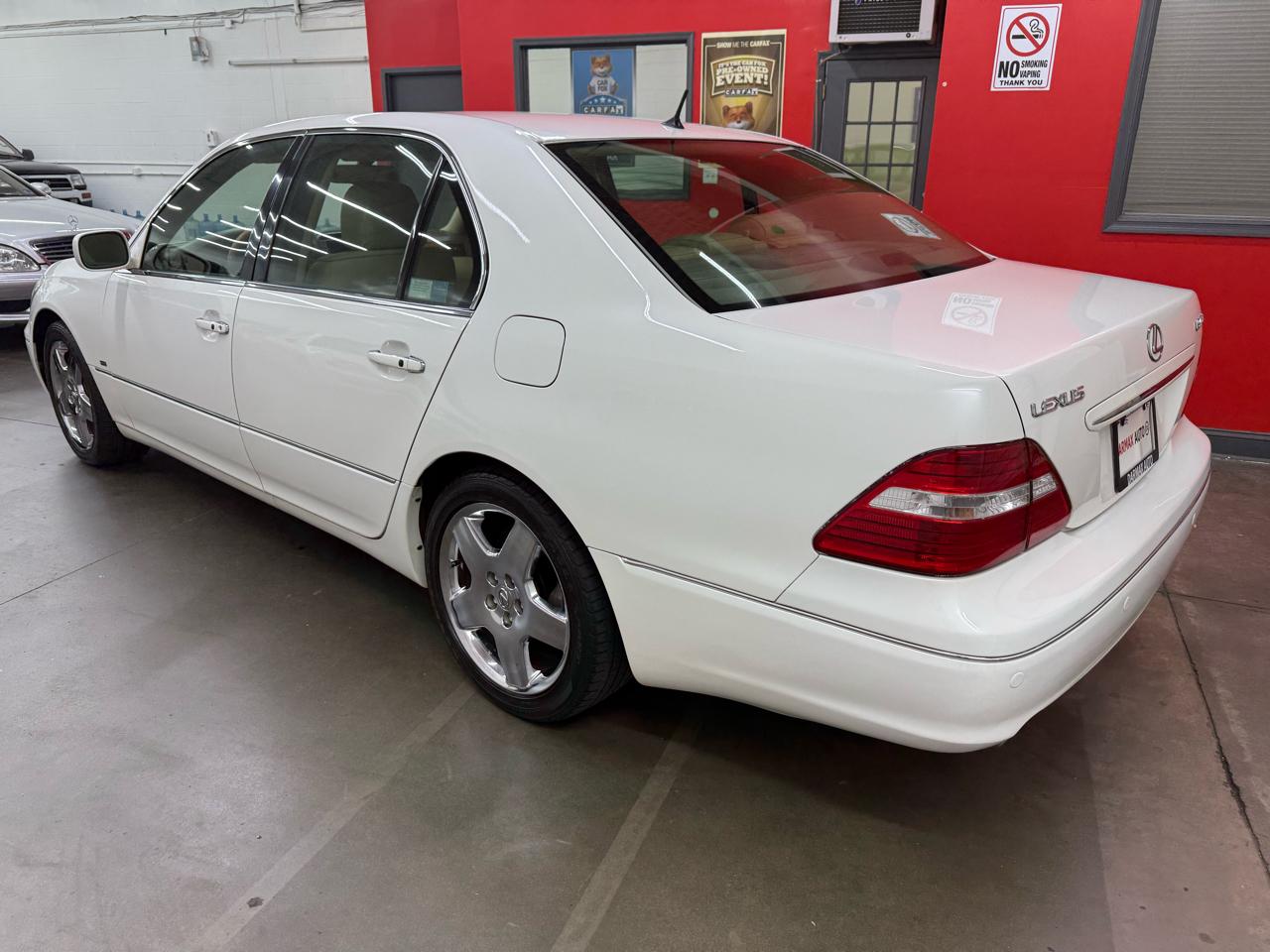 Lexus LS 430 Sedan 2005
