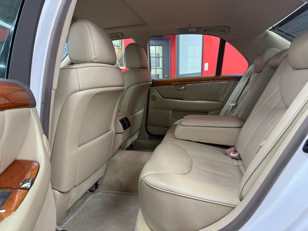 Lexus LS 430 Sedan 2005