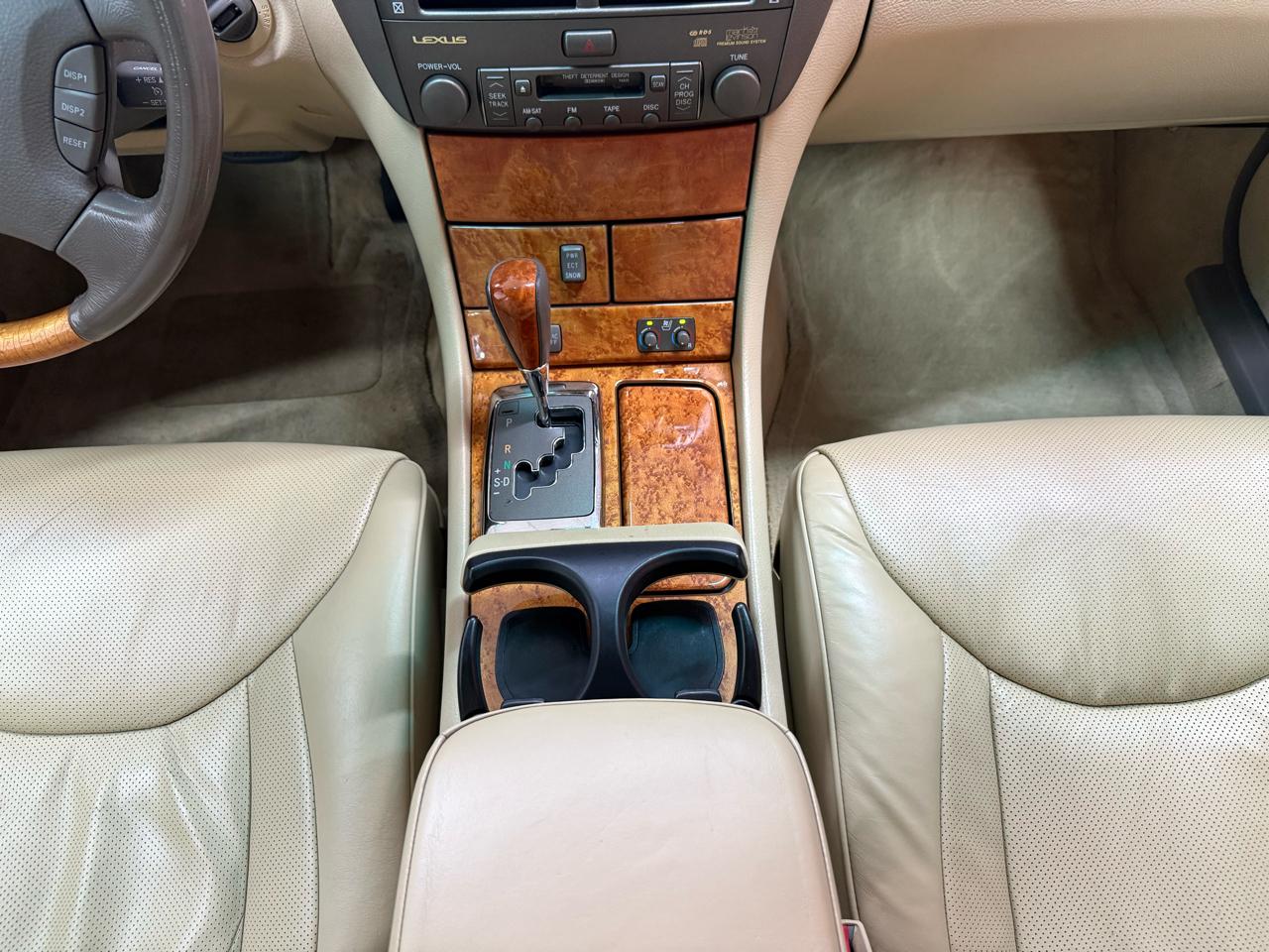 Lexus LS 430 Sedan 2005