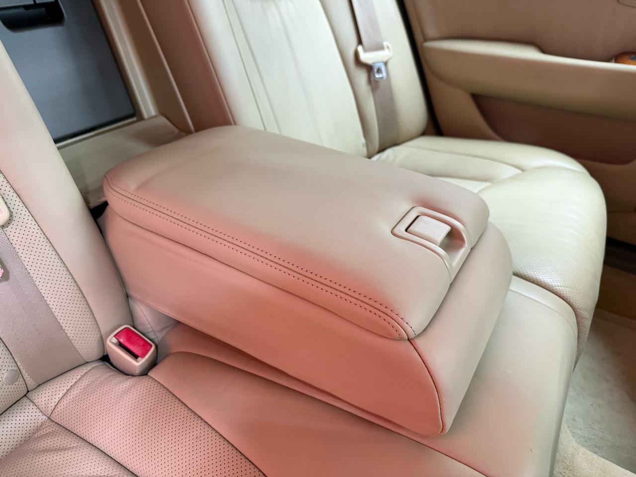 Lexus LS 430 Sedan 2005