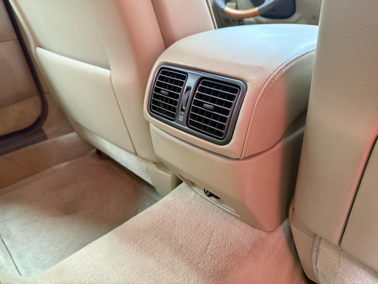 Lexus LS 430 Sedan 2005
