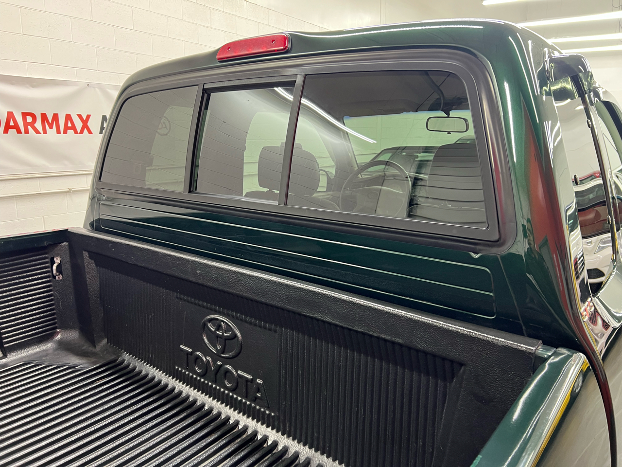 Toyota Tacoma Xtracab 2.7L I4 Manual 4WD 2003